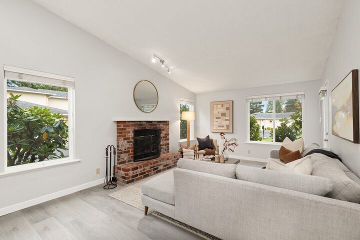 Property Photo: 11055 SE 250th Court A WA 98030