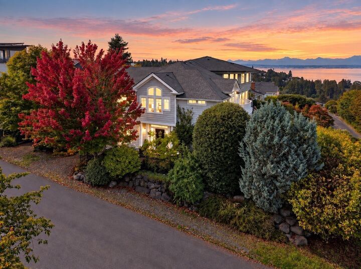 Property Photo: 2103 NW 96th WA 98117