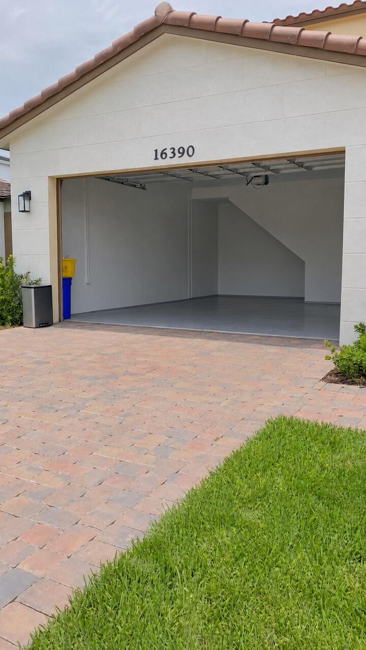 Property Photo:  16390 Sandy Shore Drive  FL 33470 