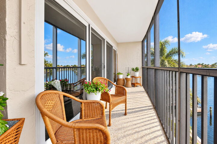 Property Photo:  1537 E Hillsboro Boulevard 444  FL 33441 