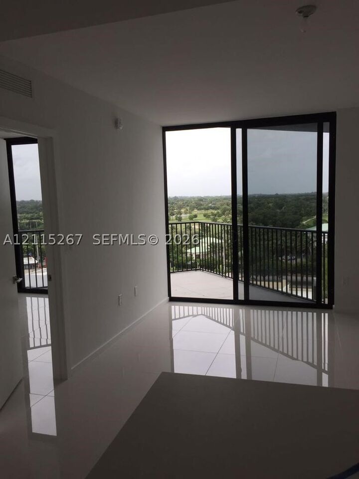 Property Photo:  5300 Paseo Blvd 706  FL 33166 