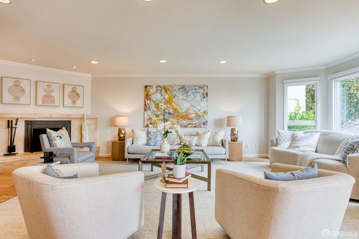 Property Photo: 2323 Broderick Street 1 CA 94115