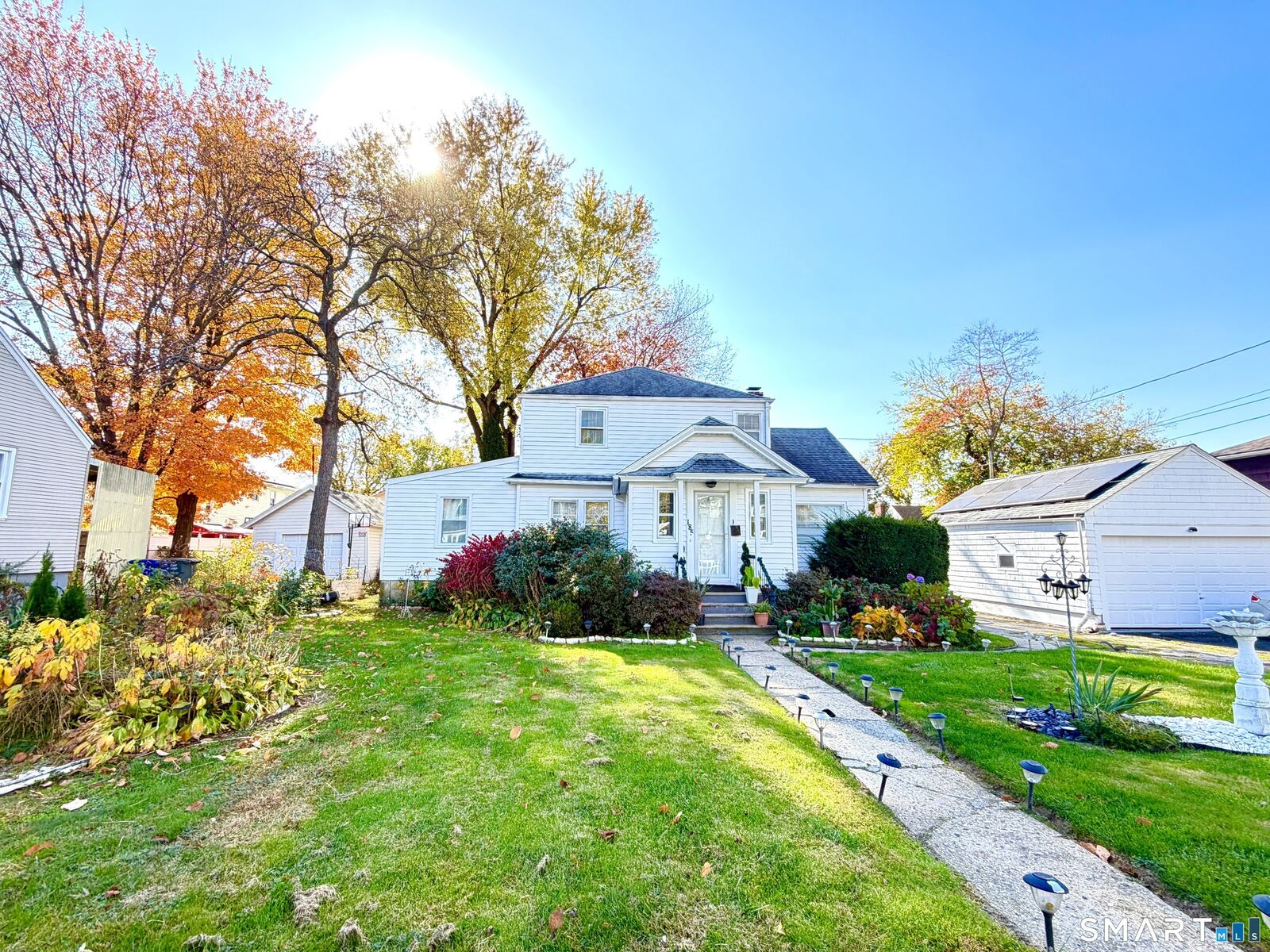 Property Photo: 185 Grandview Avenue CT 06606