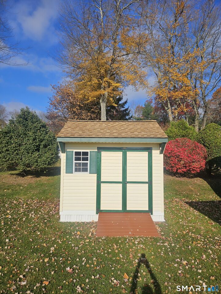 Property Photo:  10 Lovely Street  CT 06786 