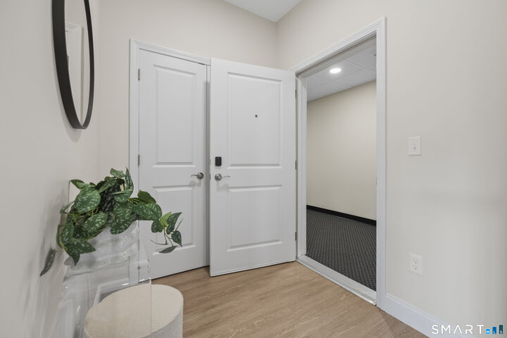 Property Photo:  55 Steele Boulevard 117  CT 06037 