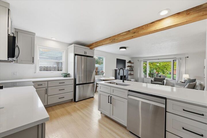 Property Photo: 1027 E 38th Ave WA 99203