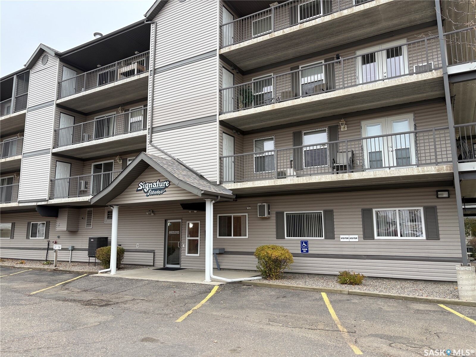 Property Photo:  122 Government Road NE 305  SK S4H 0P1 