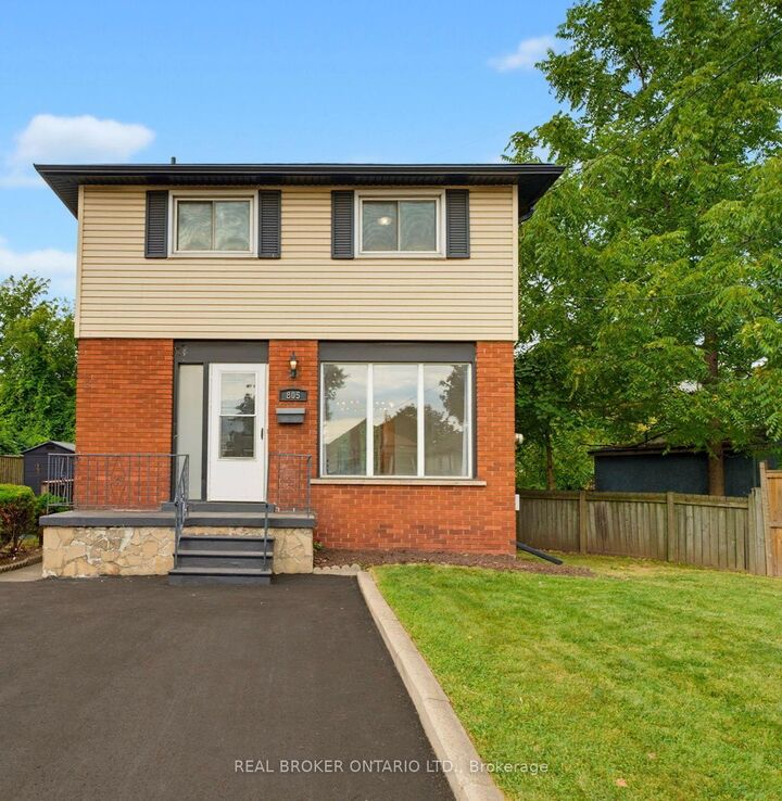 Property Photo: 805 Tate Avenue ON L8H 6M1