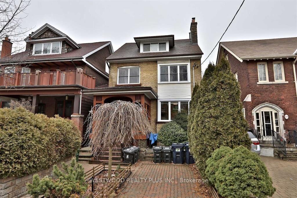 Property Photo: 137 Westminster Avenue Unit#2 ON M6R 1N6