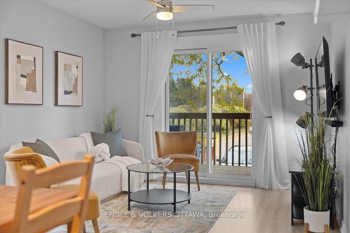 Property Photo: 340 Fenerty Court 4 ON K2L 3A8