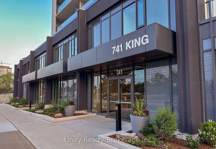 Property Photo:  741 King Street W 812  ON N2G 0E9 