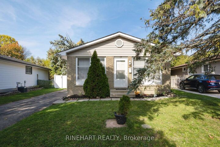 Property Photo:  73 Fennell Crescent  ON N6E 2E2 