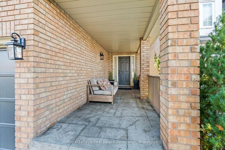 Property Photo:  40 Horned Owl Drive  ON L6R 1C6 