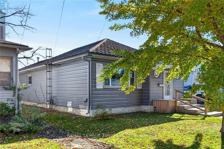 Property Photo:  415 John Street  ON N1A 2R1 