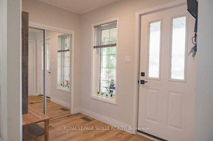 Property Photo: 729 Fairway Court ON N2A 4B4