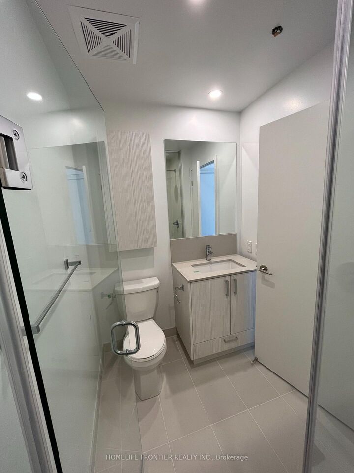 Property Photo:  1787 St. Clair Avenue N 513  ON M6N 1J6 