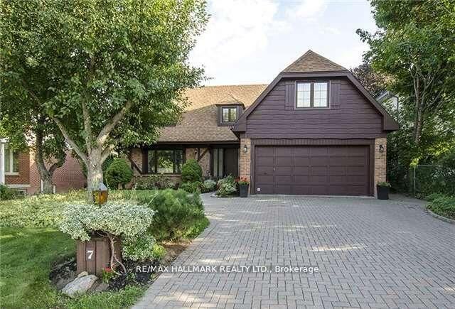 Property Photo: 7 Nevada Avenue ON M2M 3N9