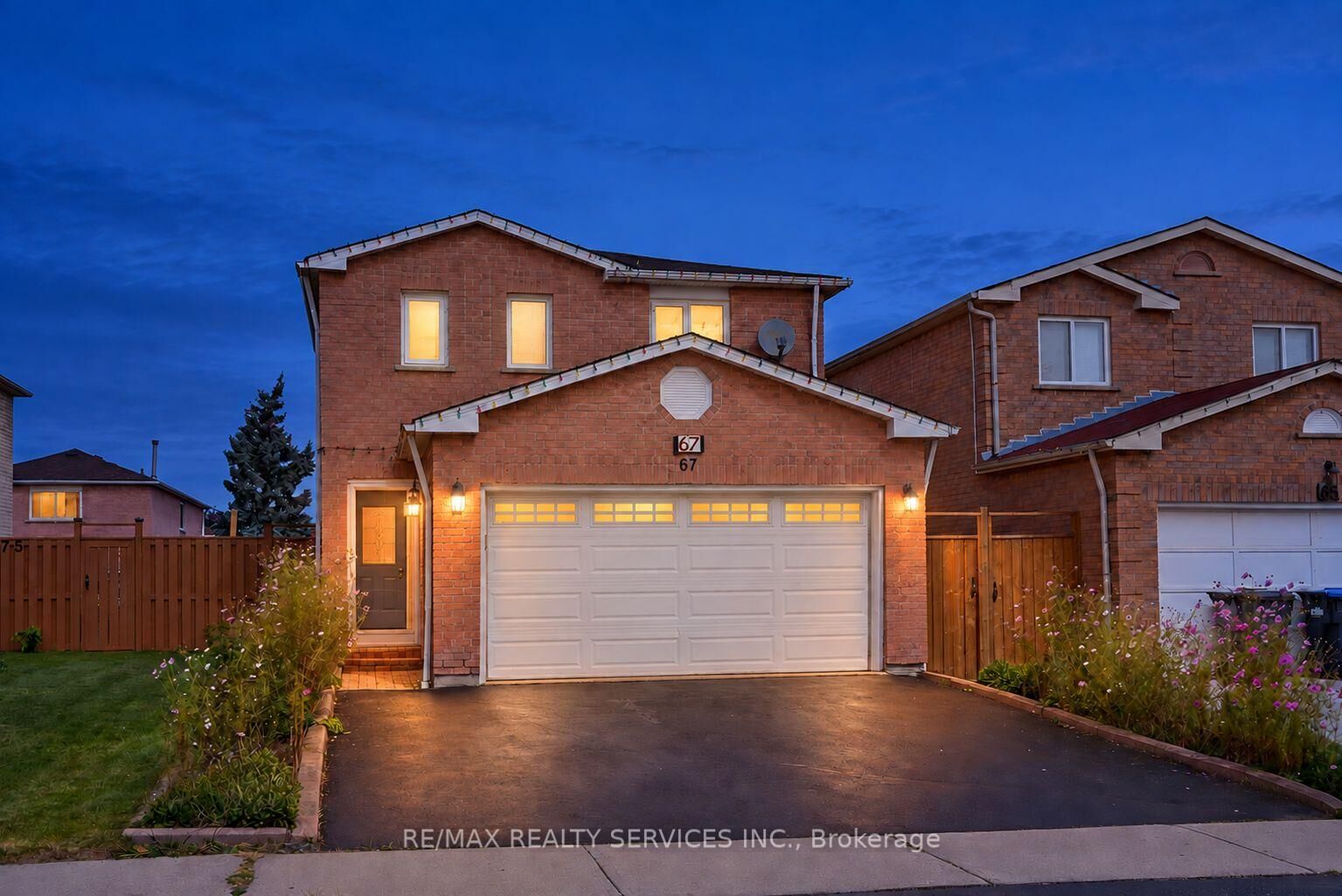 Property Photo:  67 Sandmere Avenue  ON L6Z 4A4 