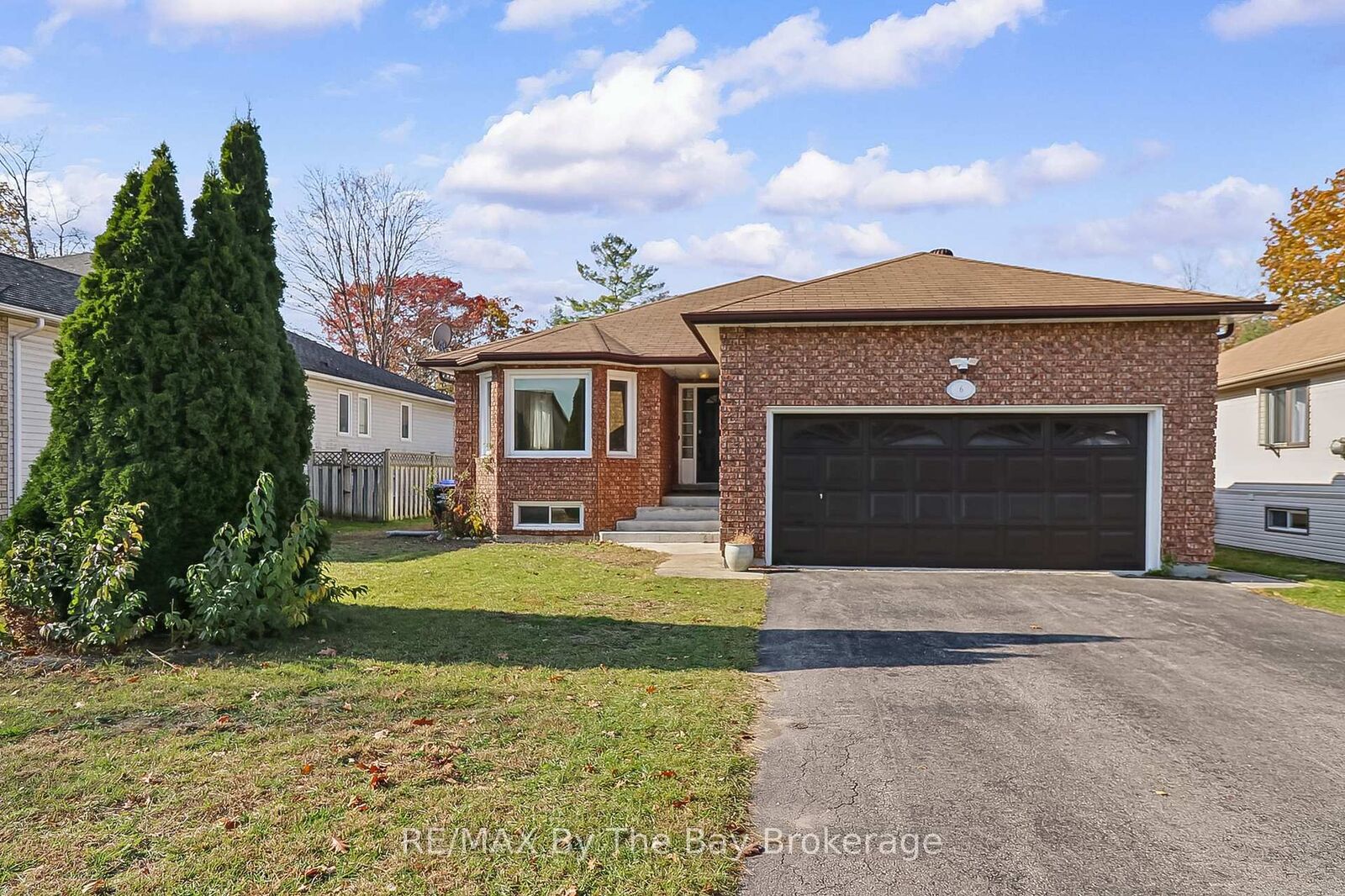 Property Photo: 6 Riverdale (Lower Level) Drive ON L9Z 1E9