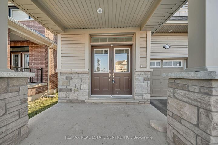 Property Photo: 214 Elliot Avenue W ON N1M 2W3