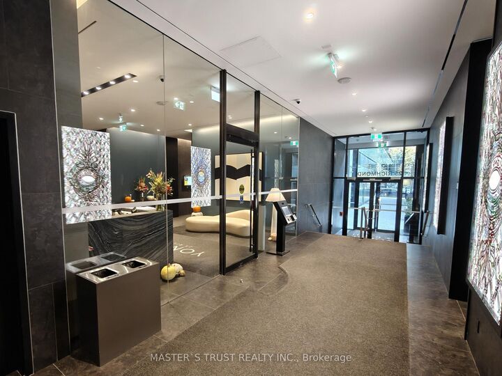 Property Photo:  25 Richmond Street E 2608  ON M5C 0A6 