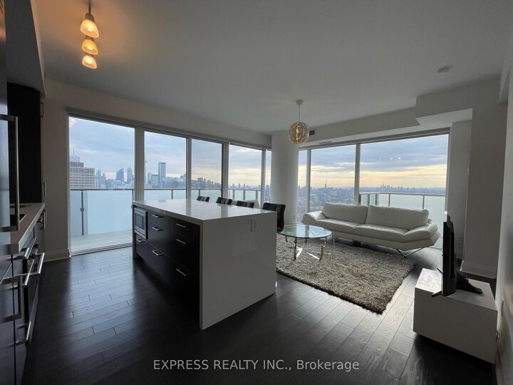 Property Photo:  1080 Bay Street 2504  ON M5S 0A5 
