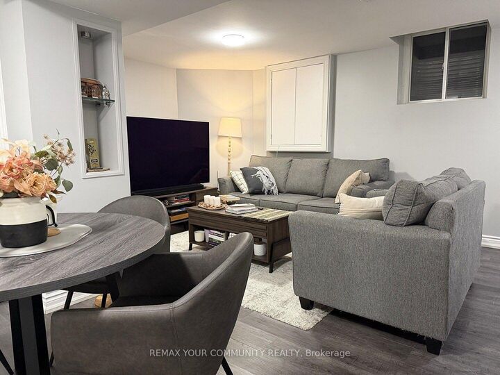 Property Photo:  5368 Champlain Trail E  ON L5R 2Y4 