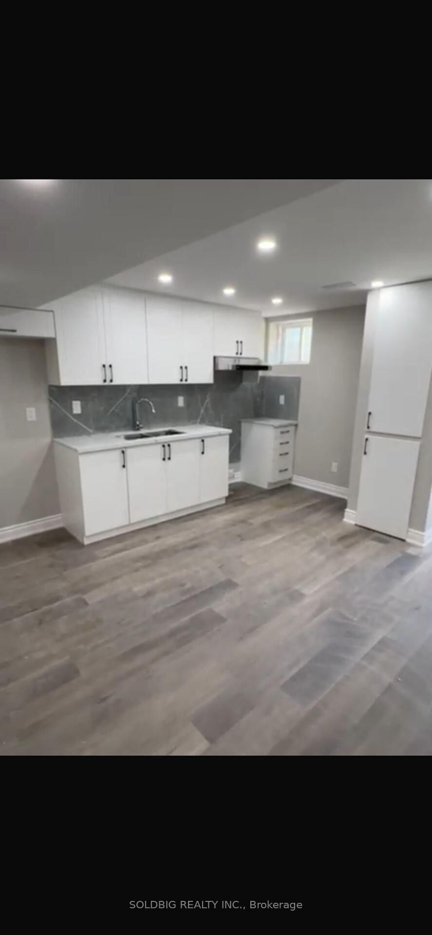 Property Photo:  47 West Oak Trail  ON N2R 0L1 