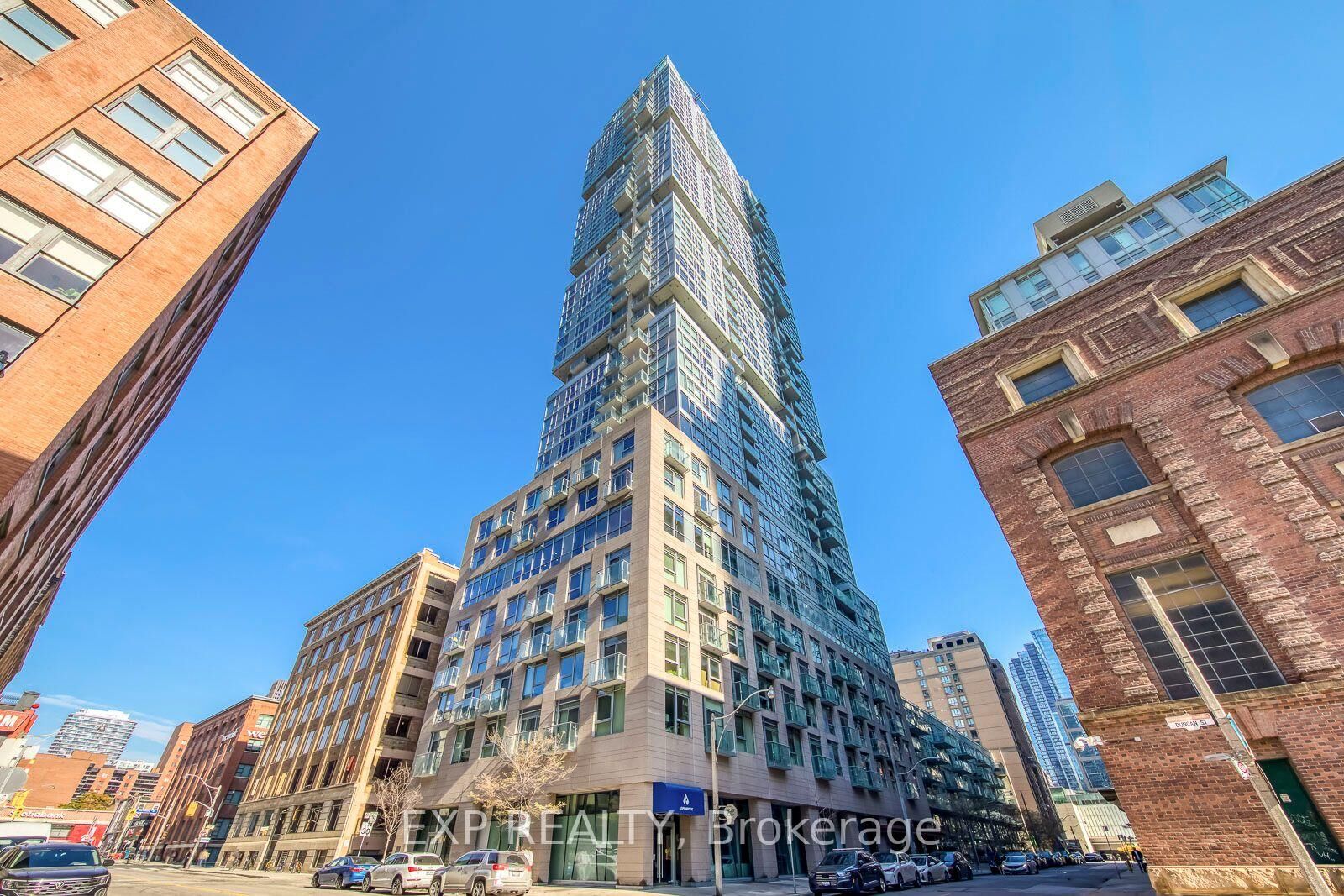 Property Photo:  30 Nelson Street 2702  ON M5V 0H5 