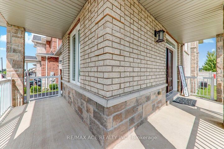 Property Photo:  168 Rutherford Road  ON L3Z 0B4 