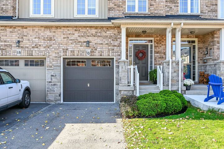 Property Photo:  16 Browview Drive  ON L0R 2H9 