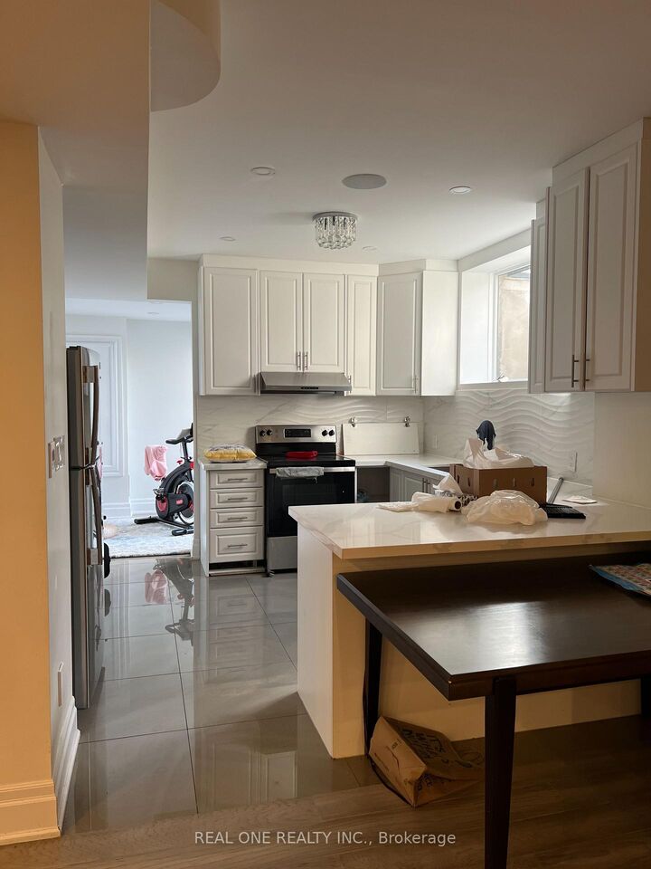 Property Photo: 350 Weighton Drive Lower ON L6K 2R4