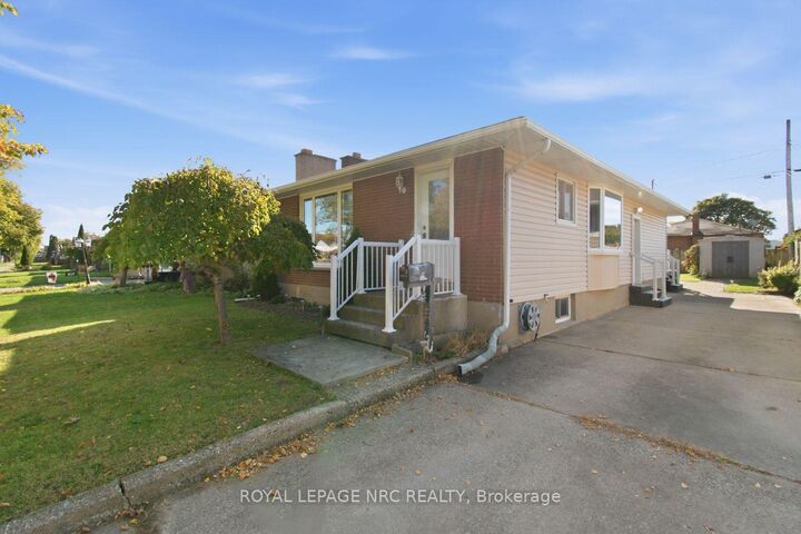 Property Photo: 313 Gatfield Avenue ON L3B 5A9