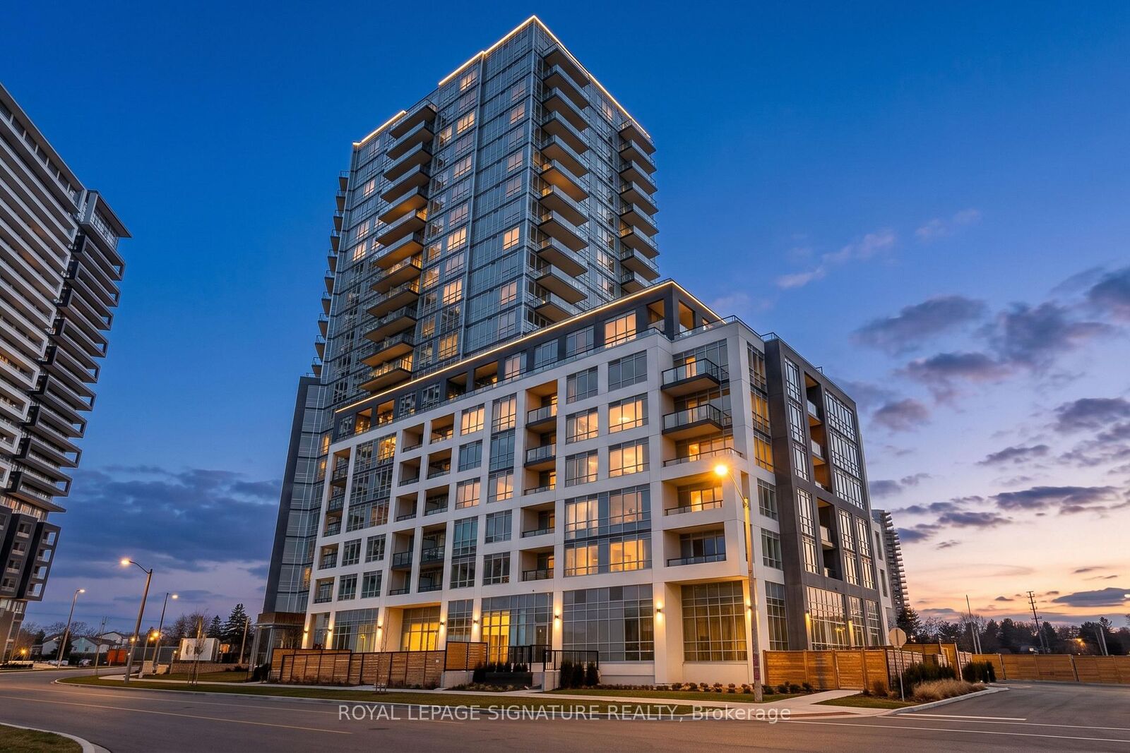 Property Photo:  225 Malta Avenue 507  ON L6Y 6L6 