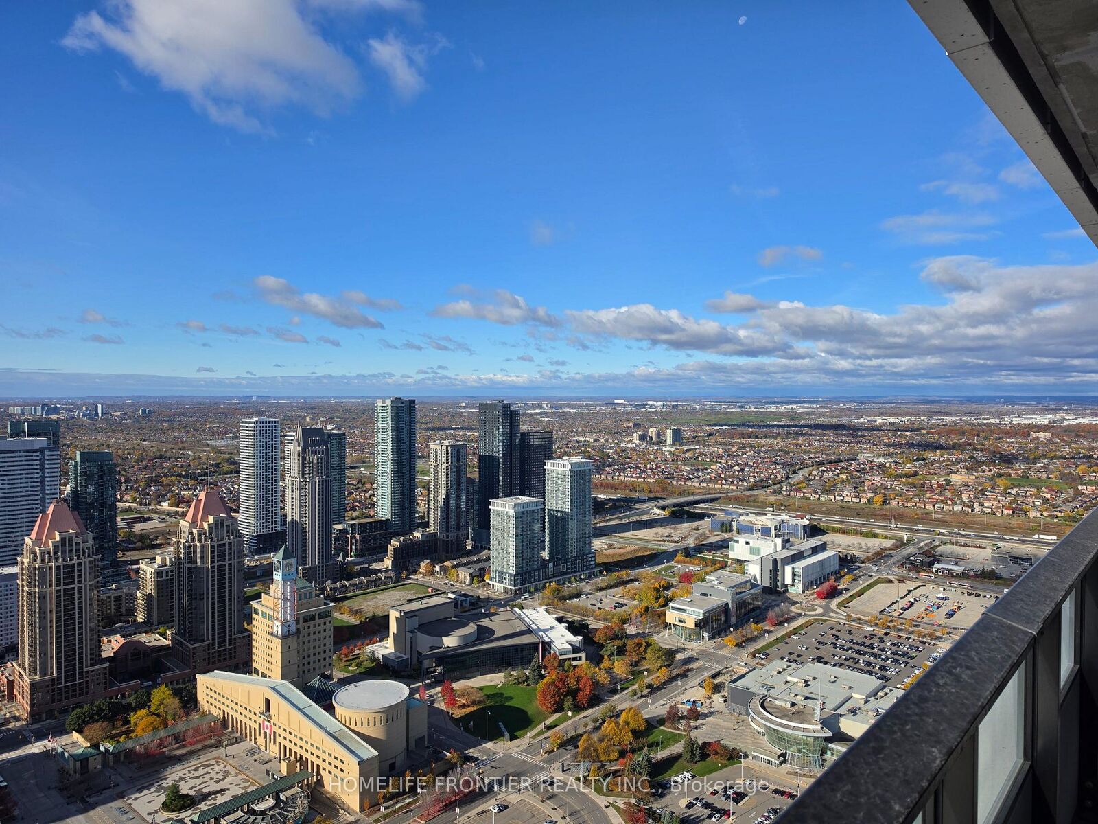Property Photo: 4015 The Exchange Drive ON L5B 1M7