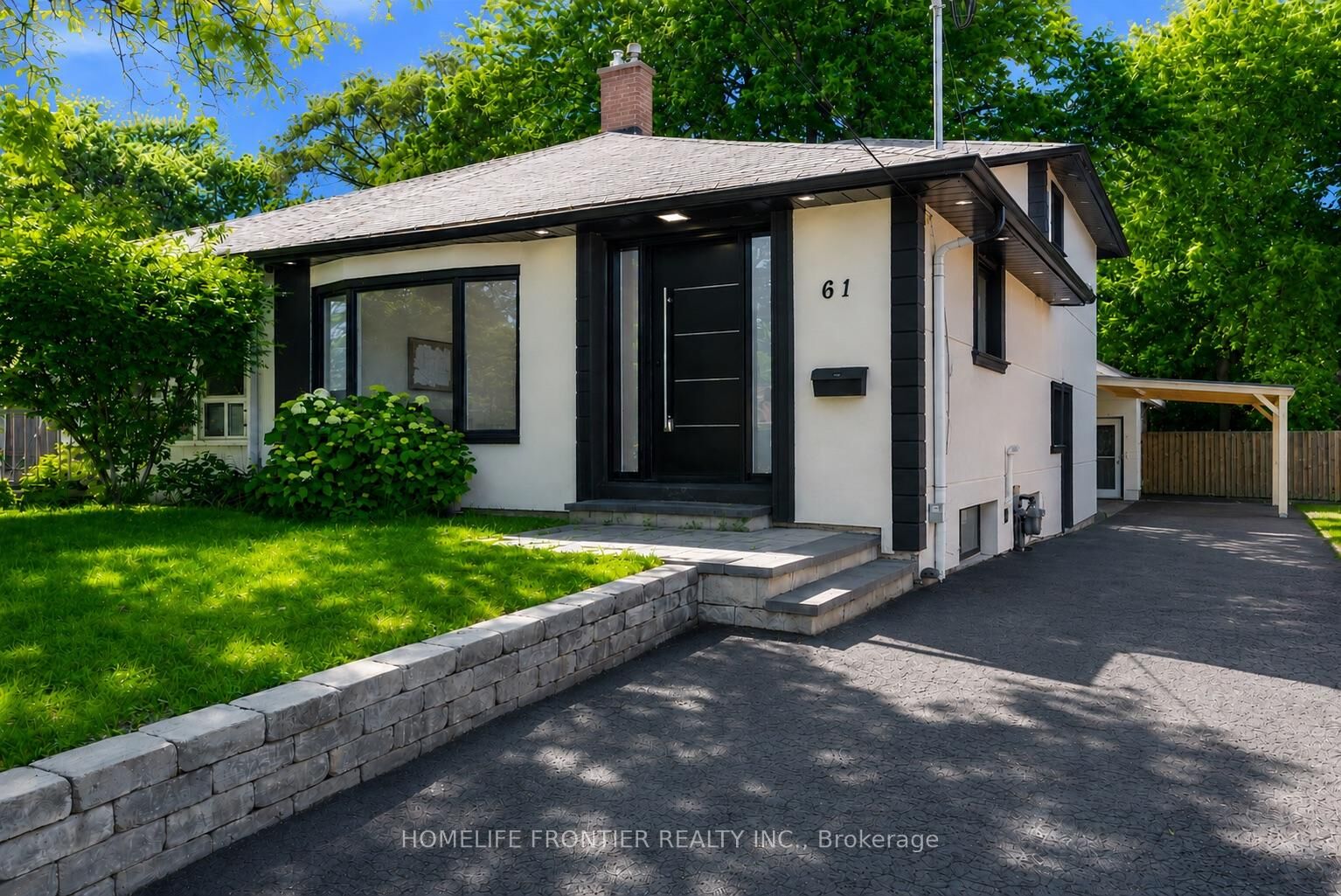 Property Photo:  61 Sundial Crescent  ON M4A 2J7 