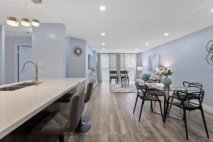 Property Photo:  4205 Shipp Drive 104  ON L4Z 2Y9 