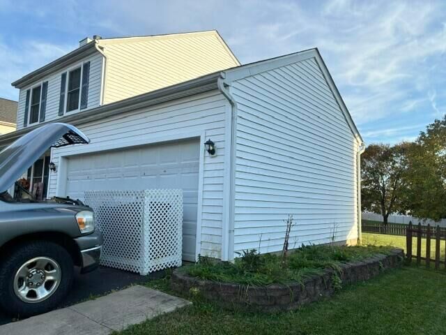 Property Photo: 379 W Hunters Drive OH 43055