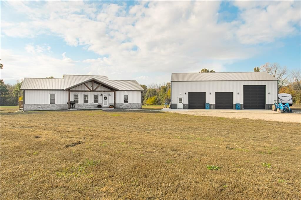 Property Photo:  446 NW 450th Road  MO 64093 