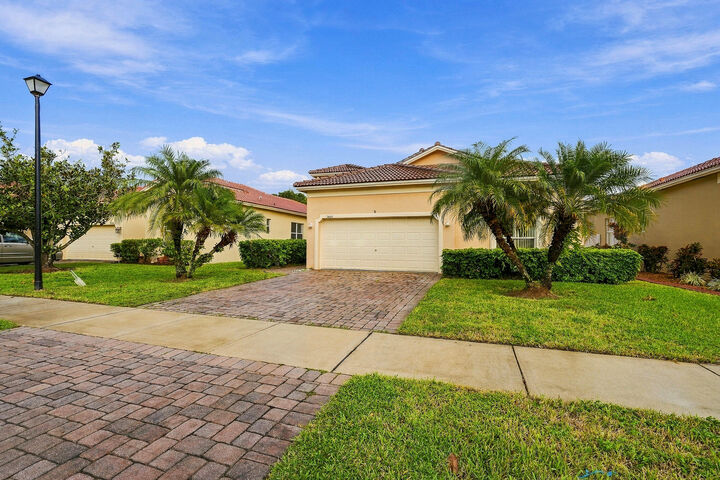 Property Photo:  5540 Spanish River Road  FL 34951 