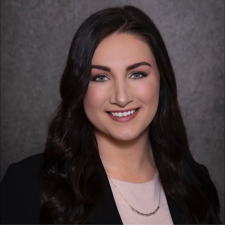 Alexis Blackmore, Real Estate Salesperson in Shelby Township, Professionals