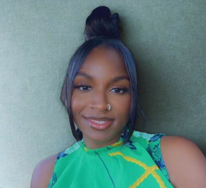 Angel Mathis,  in Clinton Township, Professionals