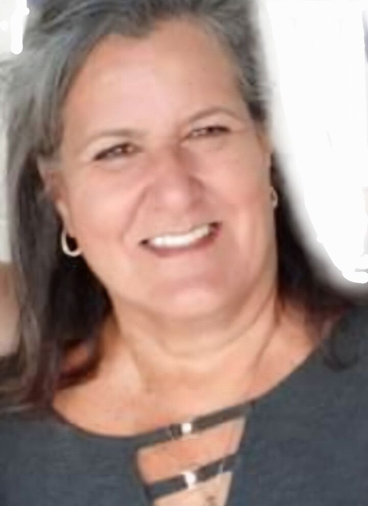 Sandra Porter, Real Estate Salesperson in Oldsmar, North East