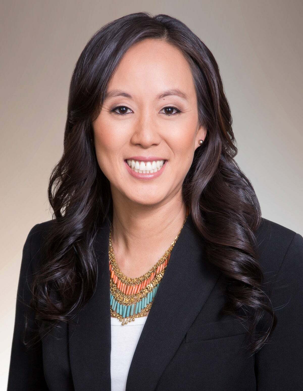 Taryn Fowler, REALTOR® in Kailua, Advantage Realty