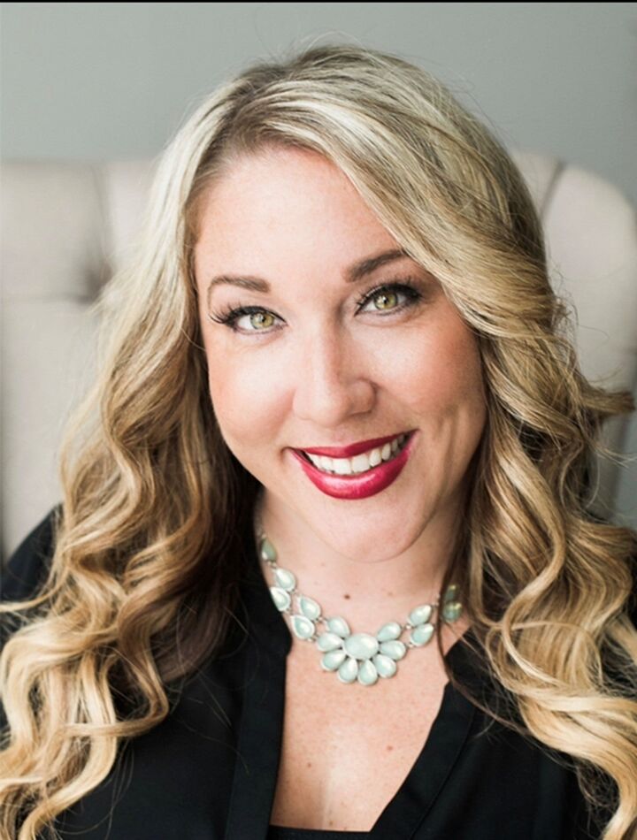 Jenna Garza, Real Estate Salesperson in Murrieta, Masters