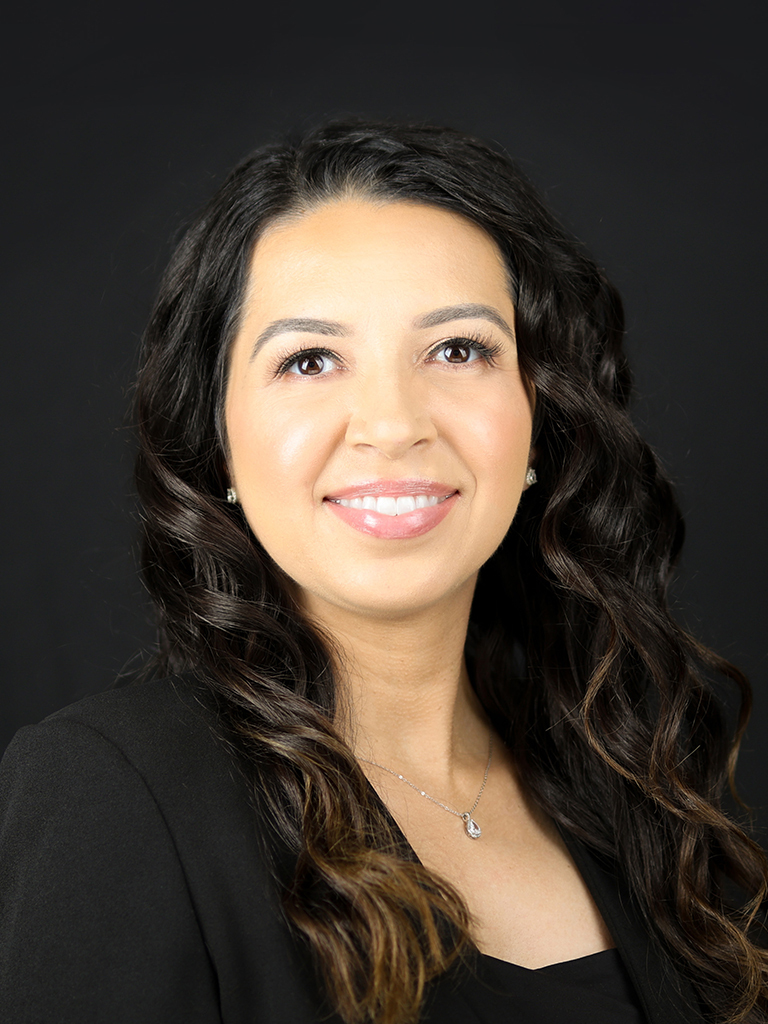 Liz Mendoza, Realtor® in Santa Rosa, W Real Estate