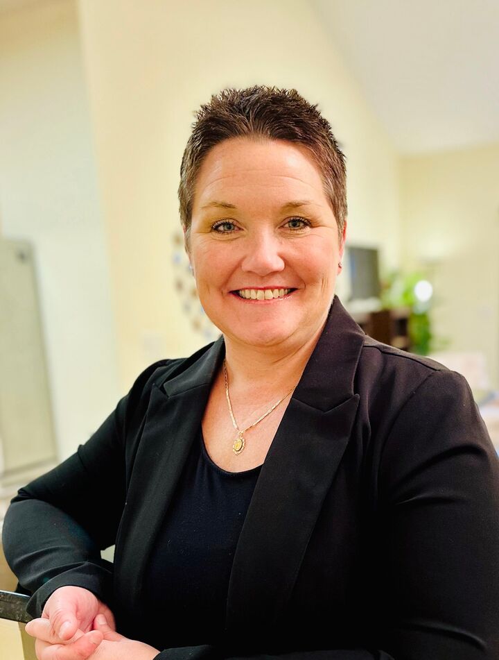 Gina Campbell, Real Estate Broker/Real Estate Salesperson in Sanford, ERA Strother Real Estate