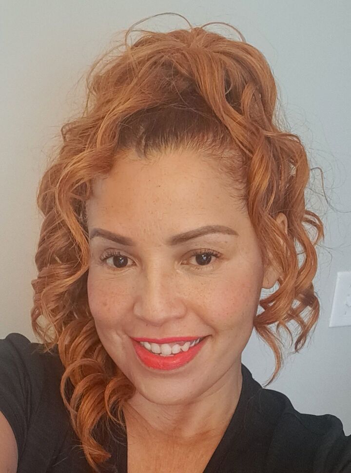 Giovana Zelada, Real Estate Broker in Cornelius, ERA Live Moore