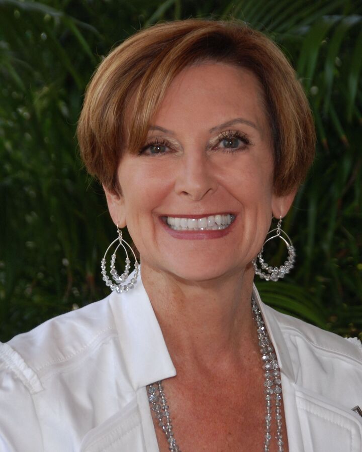 Belinda Lunn, Real Estate Salesperson in Treasure Island, North East