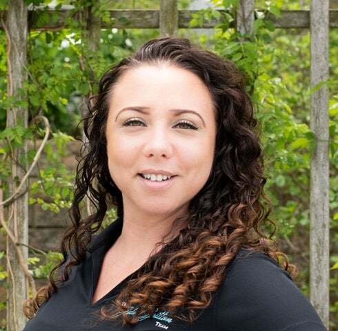 Christina Bourdosis, in Lewes, Premier